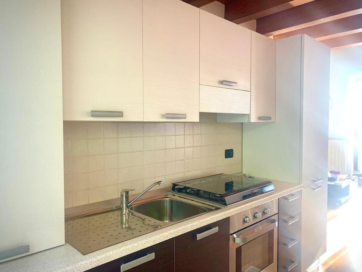 Iseolakerental - La Rocca Castro  Экстерьер фото